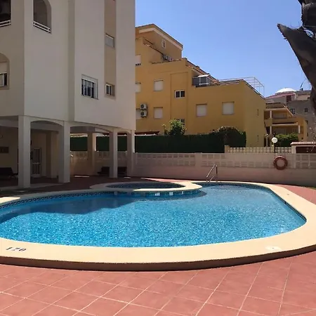 Lovely One Bedroom Unit With Balcony And Pool Daire