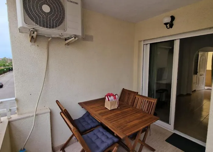 Lovely One Bedroom Unit With Balcony And Pool Appartamento Dénia