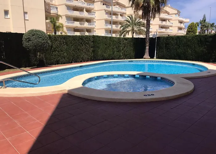 Appartamento Lovely One Bedroom Unit With Balcony And Pool