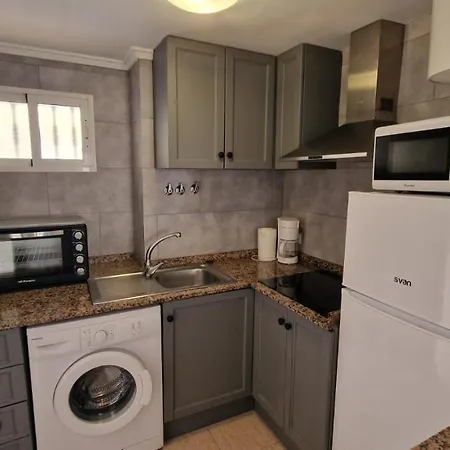 Lovely One Bedroom Unit With Balcony And Pool 公寓 *