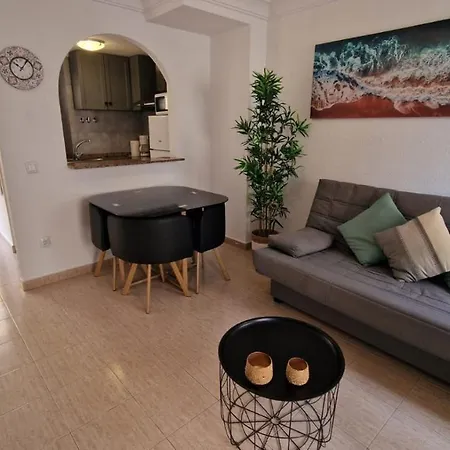 公寓 Lovely One Bedroom Unit With Balcony And Pool