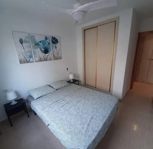 Lovely One Bedroom Unit With Balcony And Pool Appartement